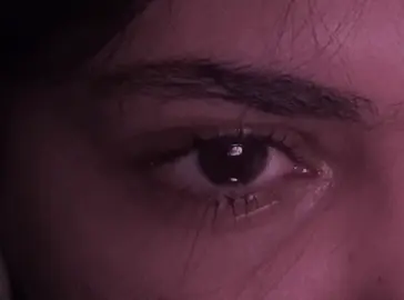 عادەتی کچ وایە: جاری یەکەم لێت خۆشەبێ