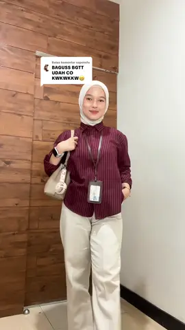 Membalas @sapotofu tuhkan rugi deh klo ga co beb soalnya lgi promo nih😚🤏🏻@HYLE Clothing #kemejafitbody #hyle #kemejafitted #kemejamurah #ootdfashion 