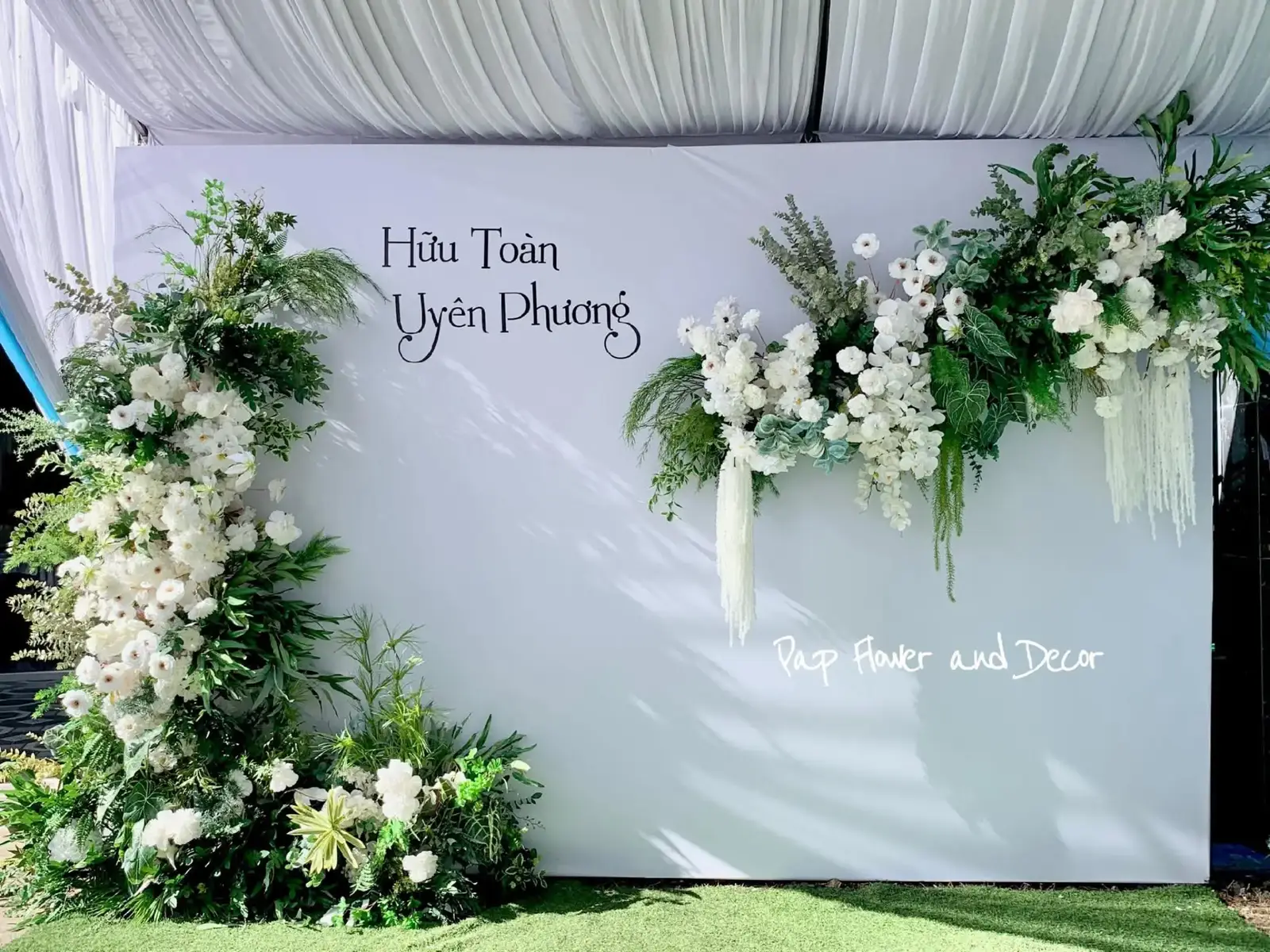 Cảm ơn khách iu nhà Pap!  PAP Flower And Decor 👉 Gia tiên -cổng hoa 👉 Backdrop 👉 Sân khấu -lối đi 👉 Sinh nhật 👉 Trang Trí Xe Hoa  👉 Dịch vụ Mâm Quả  𝐓𝐑𝐀𝐍𝐆 𝐓𝐑𝐈́ 𝐂𝐔̛𝐎̛́𝐈 𝐇𝐎̉𝐈 𝐓𝐑𝐎̣𝐍 𝐆𝐎́𝐈   ----   🏡𝐎𝐟𝐟𝐢𝐜𝐞 : Bà Rịa Vũng Tàu ☎𝐇𝐨𝐭line : 0704.666.972 - 0375.795.210 #trangtrigiatien #trangtridamcuoi #backropchuphinh  #sinhnhat #xehoa