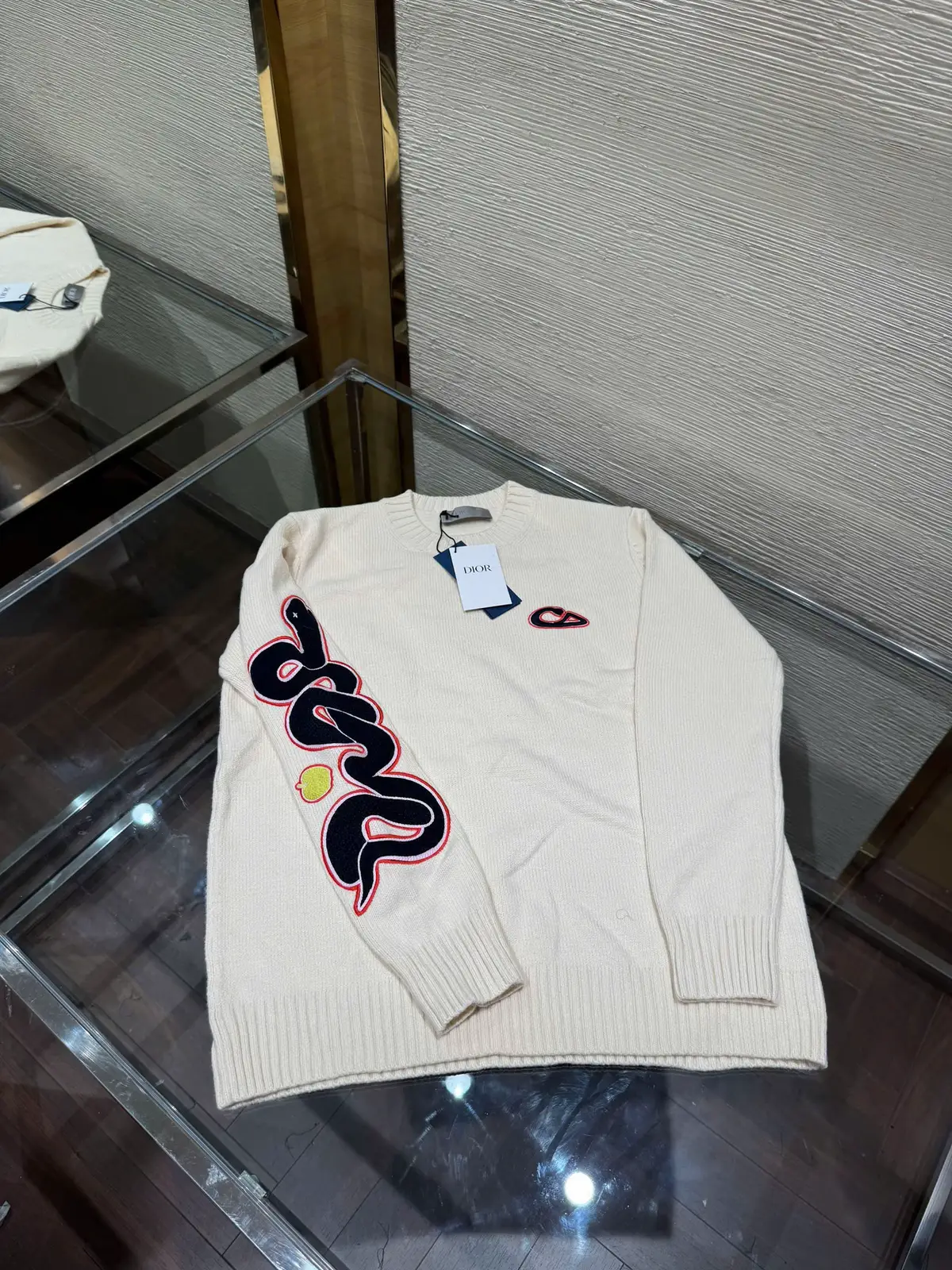 Gió mùa lại ùa về rồi ae à 🛒🛒#moingaymotoutfit🔥😎 #cậpnhậtmẫumớimỗingày #đà_nẵng #quanaothudong #xuhuongtiktok #danangcity #xuhuong #outfit 