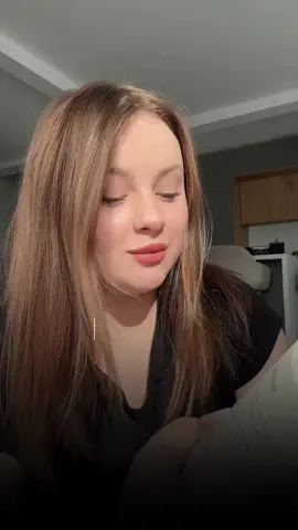 31 de paragrafe în 31 de zile.  Ziua 3.  “Oamenii vor continua să judece, să critice, să condamne,să iubească, să admire, să invidieze și să râvnească în funcție de propriile lor percepții subiective, indiferent de ce vei face tu.” #31deparagrafein31zile #motivatie #carti #fyp 