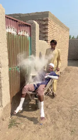 Wait For Beggar🤣😂#atharhussain496 #comedyvideo #funny #viraltiktok #fyp 