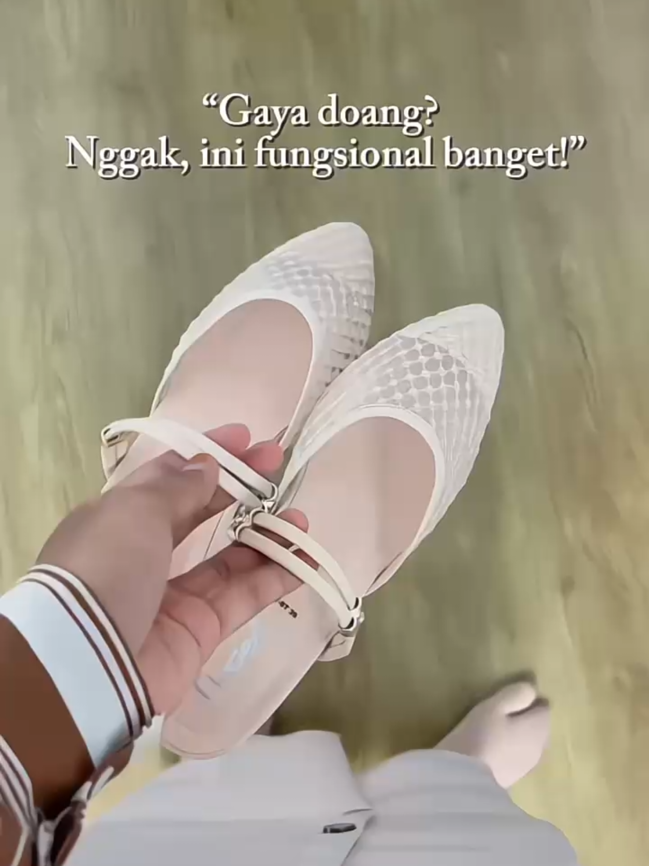 Cantik banget pliss! #heelscantik #fladeoheels #heels3cm #heelswanita 