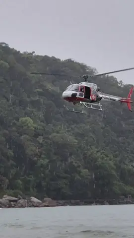 treinamento da Polícia Militar na Praia Grande-SP 