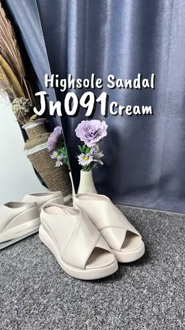 Highsole sandal Jn091 punya tinggi di 6cm yang bisa bikin kamu makin tinggi dan jenjang. Checkout sekarang ya!#fyp #sepatujoanne #viralditiktok #bestseller #sandal 