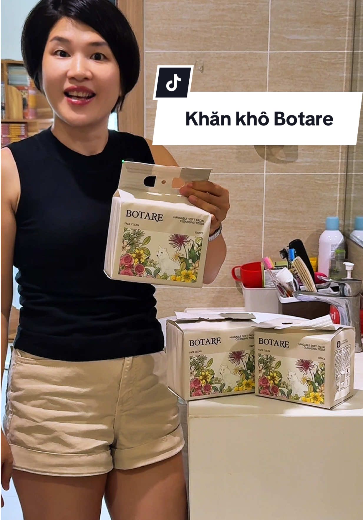 Dùng khăn khô Botare này thấy da mặt sạch thoáng hẳn luôn, hết tình trạng mụn ẩn. Tìm được em giấy này phải nói ưng ý lắm, chăm sóc da mặt từ những điều nhỏ nhất. #mecaphe #dcgr #khankholaumat #khankhobotare #khankhodungmotlan 