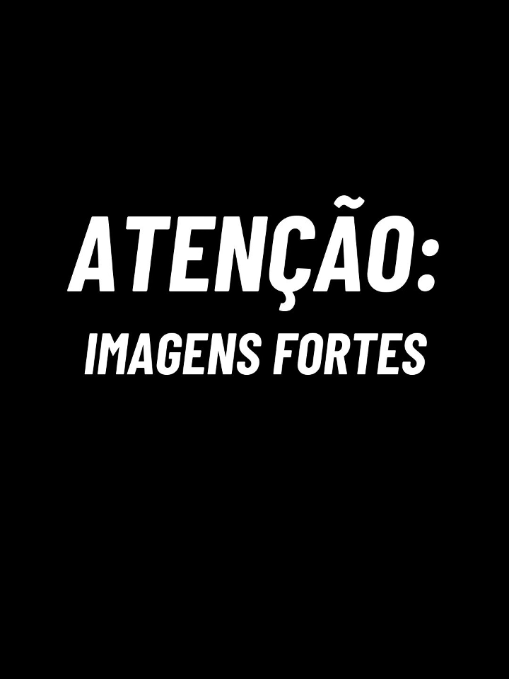 Imagens Fortes | Moradores levam ao menos 50 corpos para praça no Complexo da Penha após operação mais letal do Rio De acordo com o ativista Raull Santiago, corpos foram encontrados em uma área de mata na Serra da Misericórdia desde a madrugada desta quarta-feira, 29 #riodejaneiro #operaçãopolicial #ComplexodaPenha