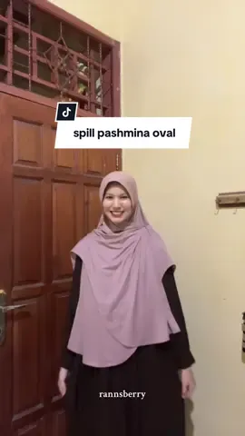 pashmina kaos spandex rayon oval dari @Annisahijab  ukuran 185 x 80, panjang menutupi dada, bahu, dan punggung pashmina hijab kerudung yg simple dan praktis #pashmina #pashminaoval #pashminakaos #pashminakaosrayon #syari
