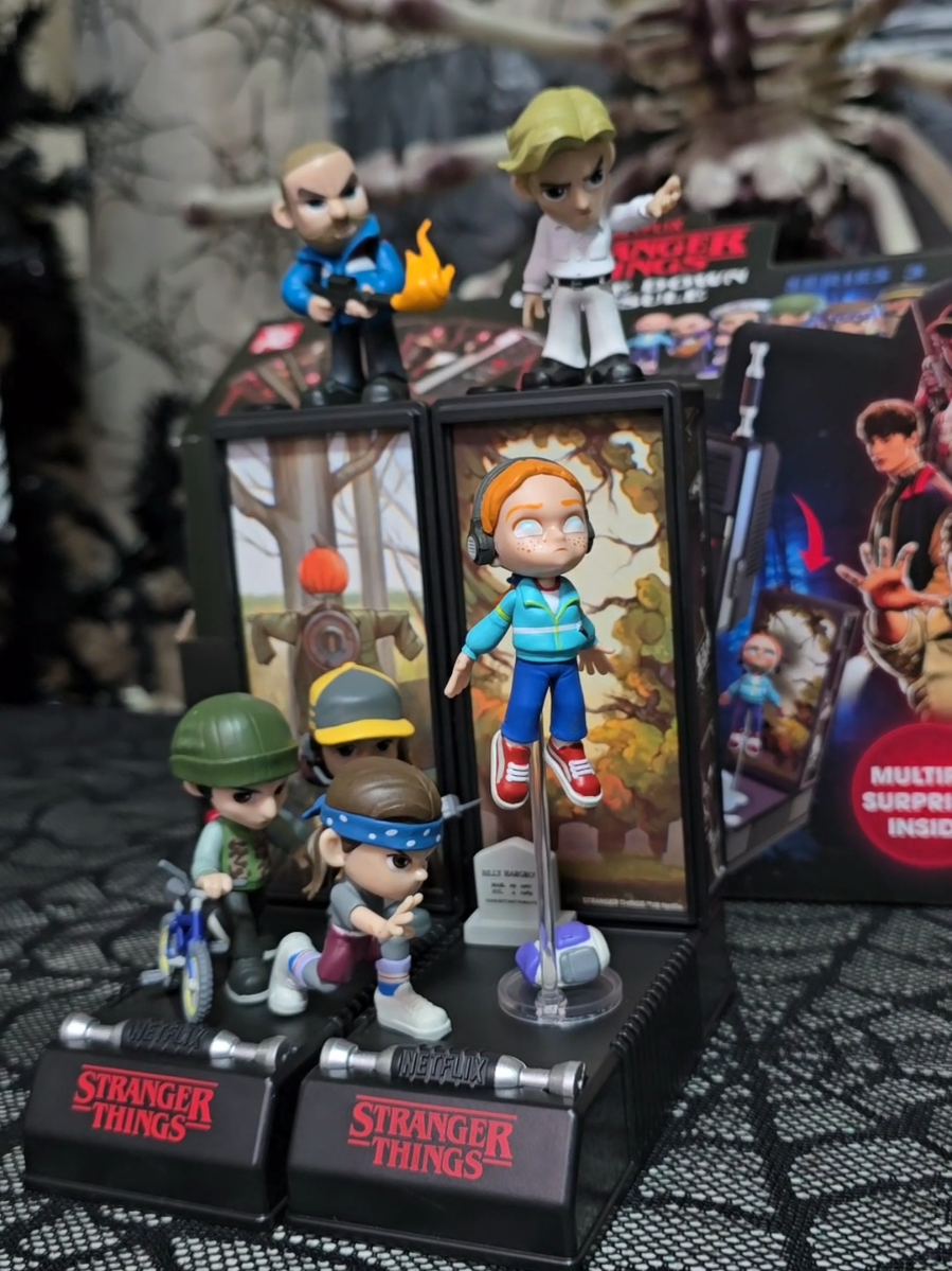 [AD] part 4🔥Unboxing my last 2 YuMe Stranger Things Upside Down Capsule series 3 💮 Unwrap the retro Walkie Talkie, find Clues and crack the Morse Code to discover who's hiding inside..omg i finally got Max🔥 Are you excited for Stranger Things Season 5?  Thank you @YuMe Toys  for this full box 💮 Available now on Amazon & SmythsToys 🛒 @strangerthingstv @strangerthings.things #strangerthings #strangerthingsfan #strangerthingsedit #yume #strangerthings5 