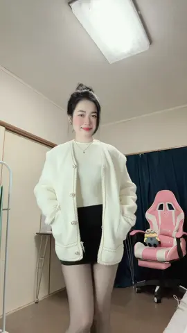 Đông đến rồi ư ..!🙄 dạo này lên thêm có 4kg thịt thôi😛