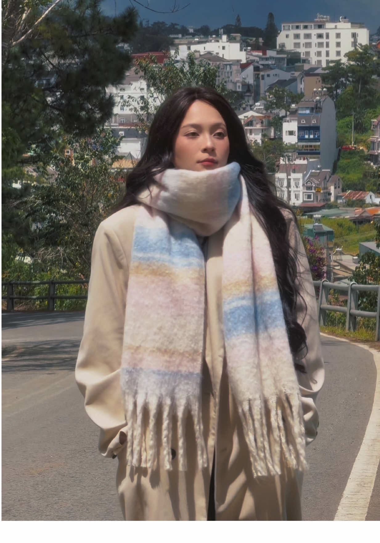 Giá như cuộc đời này là một thước phim, em sẽ tua đi tua lại khoảnh khắc mà em hạnh phúc nhất. Cùng anh. #dalatcuavy #tamtrang #chilltime #covychimuondichill #covytronodalat 