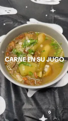 🇲🇽 sazon, caldito y mucho amor.. provechito mi gente. #mexicanrecipe #carneensujugo  #dinnerwithme #DinnerIdeas #mexicanfood 