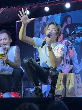 ပွဲရှင်Father နဲ့Mother ဆိုပီးရှေ့ထားအတင်းတုတ်သူအမူယာကပါသေးတာတော်🥲#fypシ #အောင်ဇမ္ဗူ #aungzabu @AUNG ZA BU 