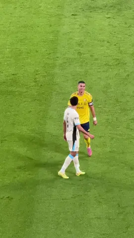 ماذا حدث لك يا كريستيانو، هل هو عدم تجهيز للمباراة أو سوء حظ؟ أو جيسوس لم يُدير المباراة بشكل صحيح؟ سيناريو جديد حزين للنصر للأسف  #alnassr #cristianoronaldo #ronaldo #cr7cristianoronaldo #كريستيانو_رونالدو 