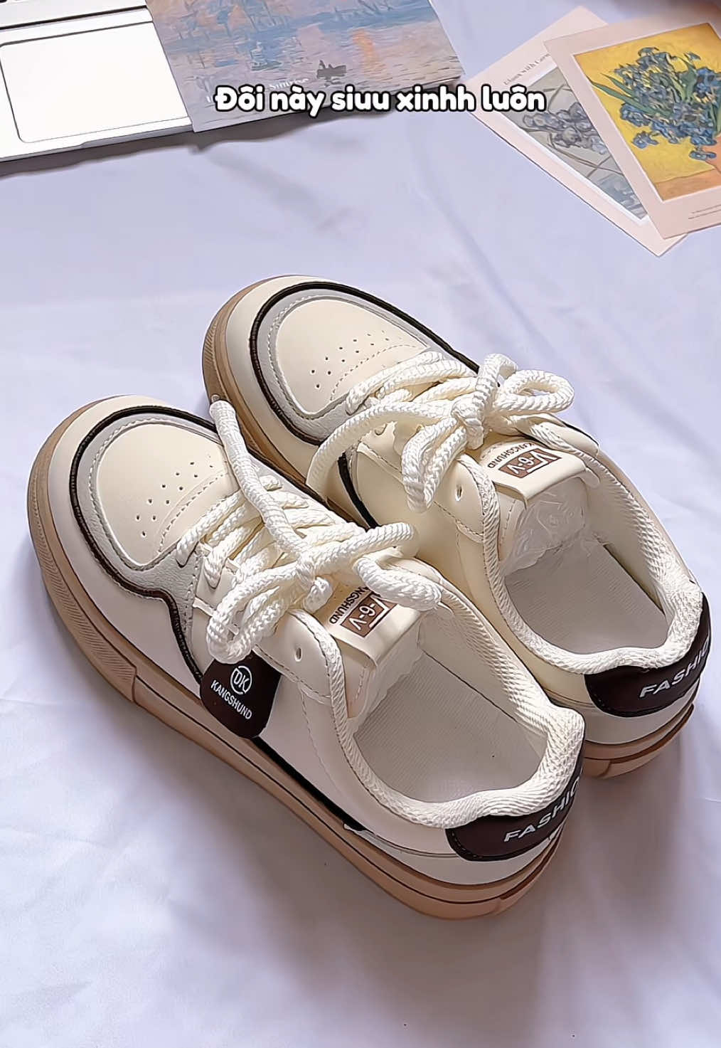 Giày thể thao xưnn quá tr, ẻm đi êm bền nè, zá hạt 🌰 lứmmm #giaythethao #giaythethaonu #giaynu #giaynuxinh #giaythethaosinhvien 