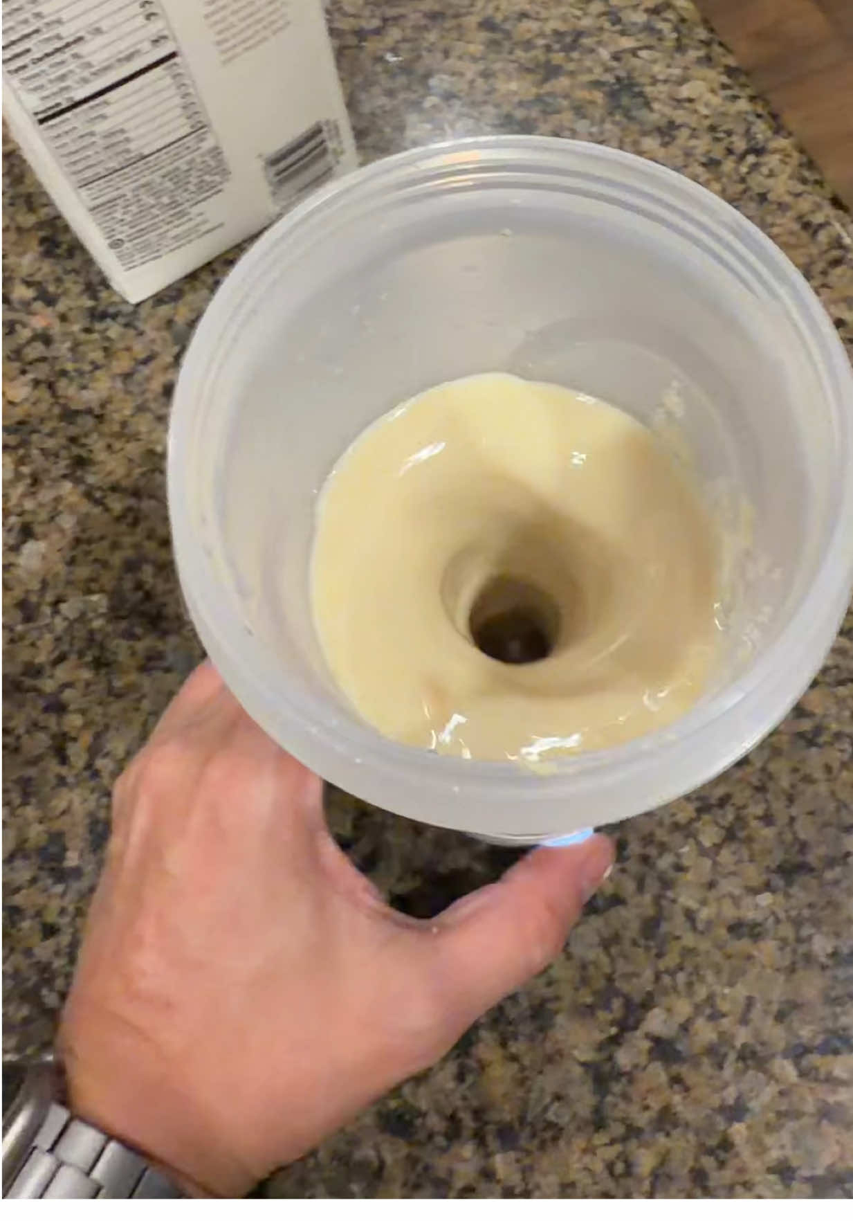 This is a #mixmatebottle you can get now! This is awesome! #kahlaDeals #TikTokShopCreatorPicks #TikTokShopBlackFriday #TikTokShopCyberMonday 