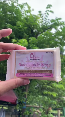 Reveal your skin’s natural glow with Regina White Secrets Gluta Collagen Niacinamide Soap — where beauty meets confidence. 👑✨ #reginawhitesecrets #skincareroutine #niacinamide #powerwhitening 