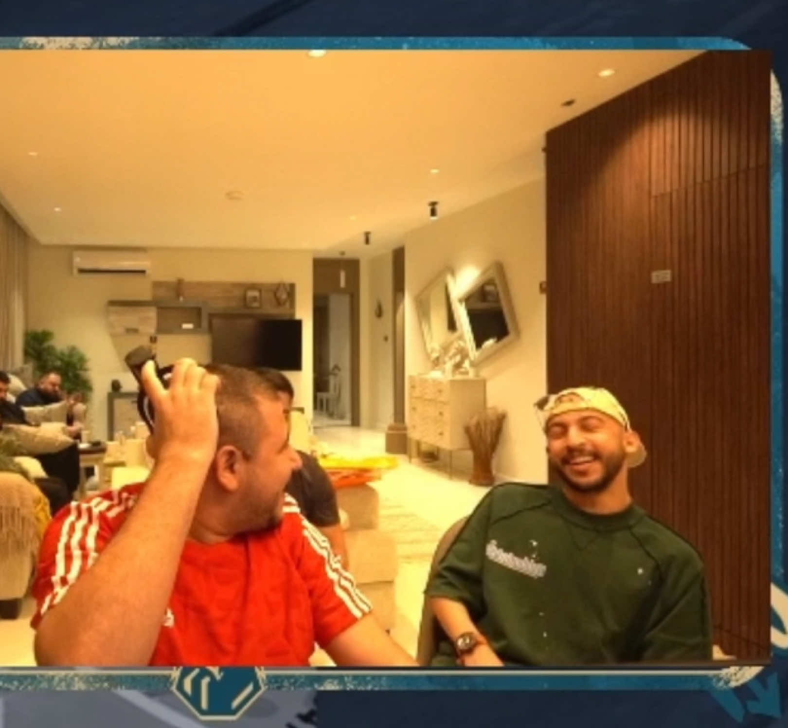 عكاش و عبسي😂😂😂