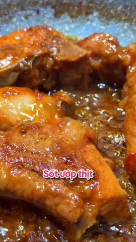 Sườn cọng chiên lên ăn cơm cũng ngon lắm,mấy bà tham khảo nha.#trending #cooking #viralvideo #xuhuong #viral  @CơmNhà Thoa  @CơmNhà Thoa  @CơmNhà Thoa 