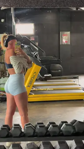 Getting stronger every day is the plan💪🏼 @TerezzLee #fypシ #Fitness #Lifestyle #dayinthelife #Vlog 