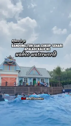 pagi di bandung langsung main air di wahoo waterworld , seseru itu dari seluncuran sampe wave pool , lanjut sorenya ke braga buat nikmatin suasana klasik di bandung . untuk penginepannya aku rekomendasiin di RedDoorz near plus parahyangan university biar mudah kemana mana . dan bookingnya lewat aplikasi RedDoorz biar dapetin jaminan harga terbaik makin hemat masukin kode voucher 