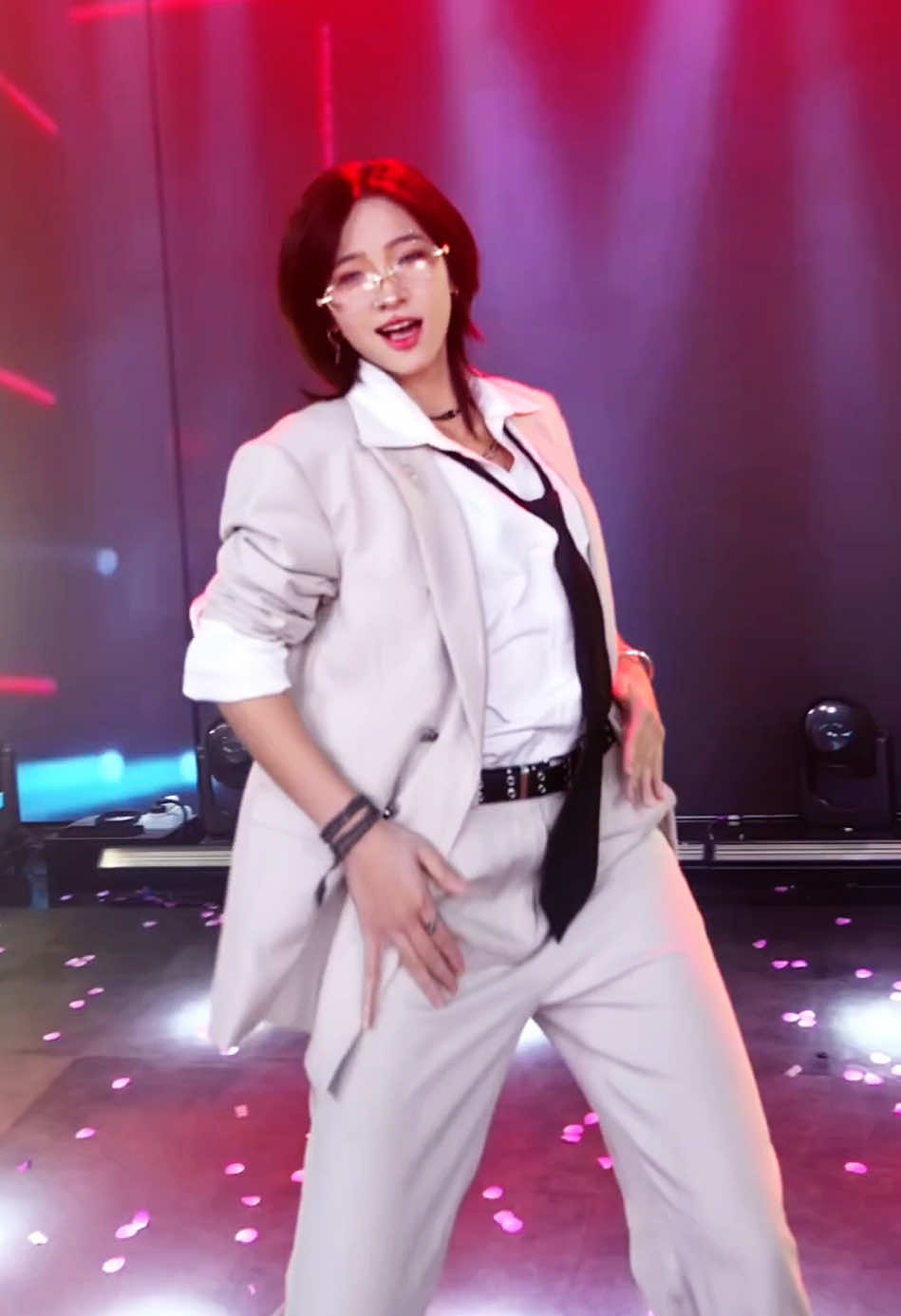 Solo công hội của JungBoo aka @🥀Bamboo🐼ྀི tớiiii 😌👏🏻👏🏻 phải x2 để k bị xoá âm thanh mn xem tạm hì hì :)) #bamboo #fyp #viral #StandingNextToYou 