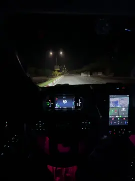 Lời chia tay như lá mùa thu  Vừa xanh mà đã vội vàng😔