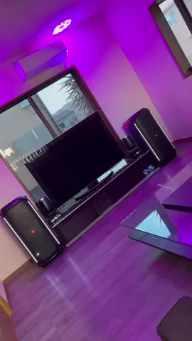 APT💜💃💙 #JBL #partybox710 #NeonTrails 