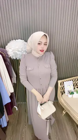 Midi dress lucu🥰🫶🏻 #mididress #dressmidi #dresscantik #fypage #berabdatiktok #viralvideo 