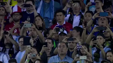 Đặng Văn Lâm cản phá penalty của Messi. #xuhuong #football #bongda #vietnam #doituyenvietnam #doituyenquocgiavn #dangvanlam #messi 