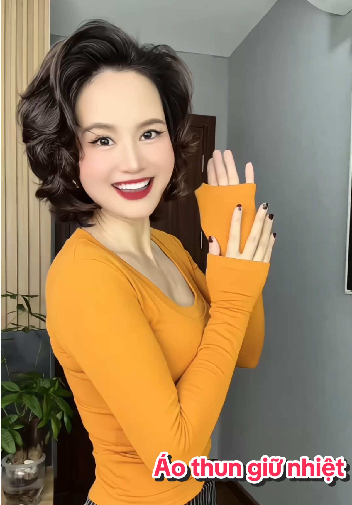 Áo thun giữ nhiệt - vibe chân ái cho những ngày thu đông nha các nàng🧚‍♀️