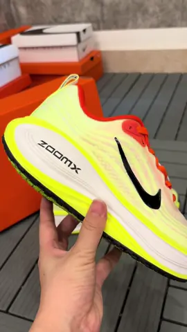 Vomero plus xanh cam #khoigiaynhatmao #Running #chaybo #giaychaybo #gym 