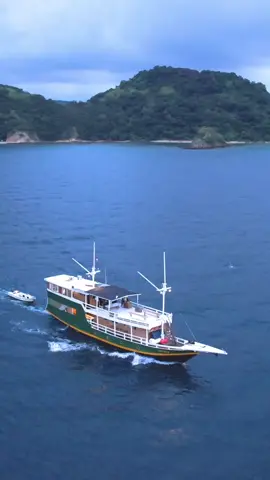 Sailing trip 2 Days 1 Nights  More info WhatsApp 088210011504 #labuanbajo 