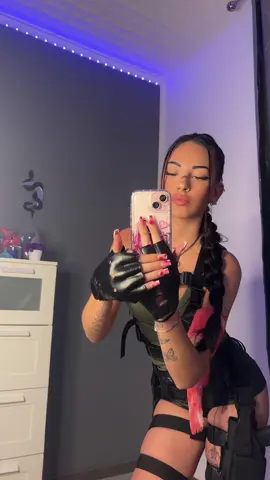 #laracroft #halloween #neiperte #perte 