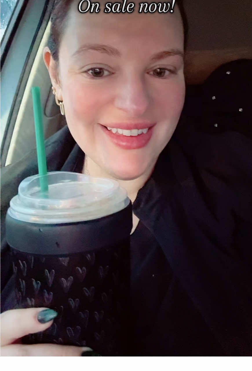 When you’re the friend who’s always juggling 3 drinks at once ☕️🥤🍹 — the To Go Buddy by Frost Buddy understood the assignment 🙌 #DrinkGoals #FrostBuddy #HydrationQueen #tiktokshopblackfriday #tiktokshopcybermonday 