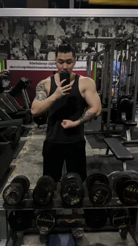 #naturalbodybuilder #Fitness #workout #thailand  happy shoulder day 😁