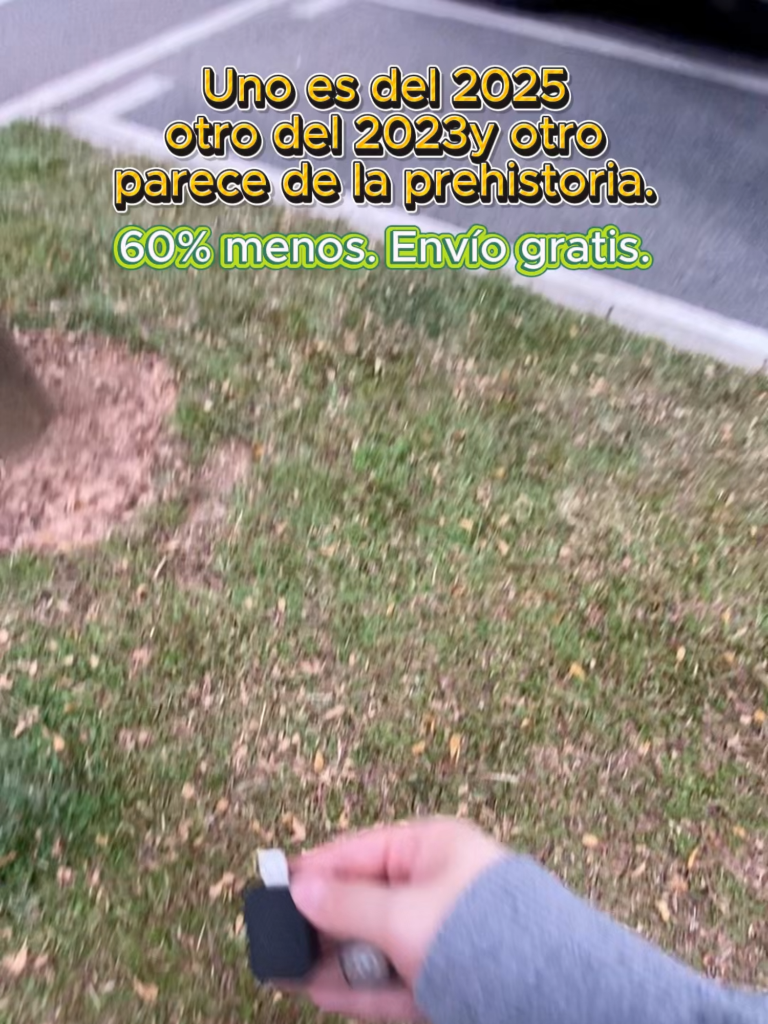 ¡Todo antes de 2025 está desactualizado!#VOLIREE #wirelesscarplay #menosemais #tiktokshop #goodthing #carplay #cars #DiadeMuertosTikTokShop #CatrinaChallengeTikTokShop