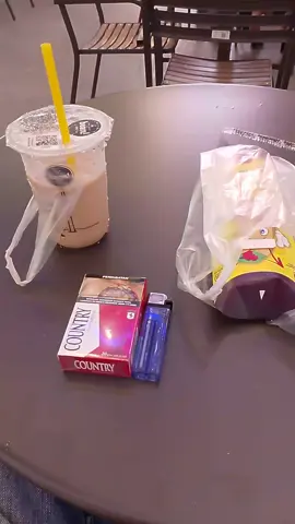 Ngopi sendirian dan cuci mata bolo Wkwkwk #fypviral#masukberanda#district1meikarta#cikarangpeople#cikarangviraltiktok