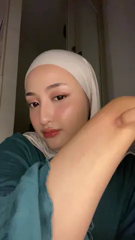 bikin lembab seharian! 😍 @Aveeno Indonesia  #aveeno #bodylotion #aveenoforsensitveskin 