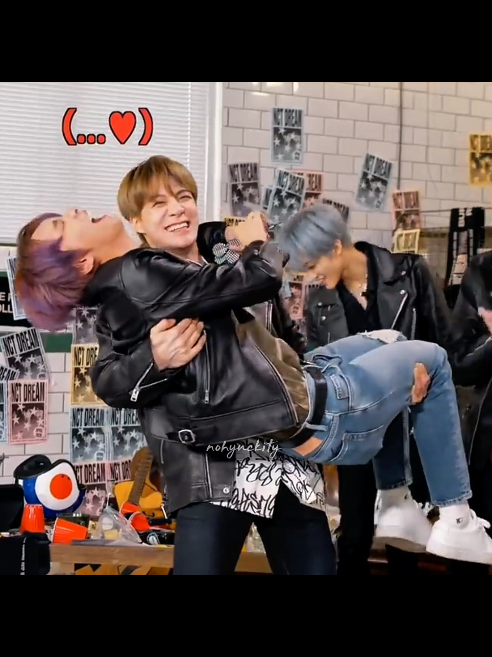 happy nohyuck day 🐶🐻😚 #nohyuck #jeno #haechan #젠동 