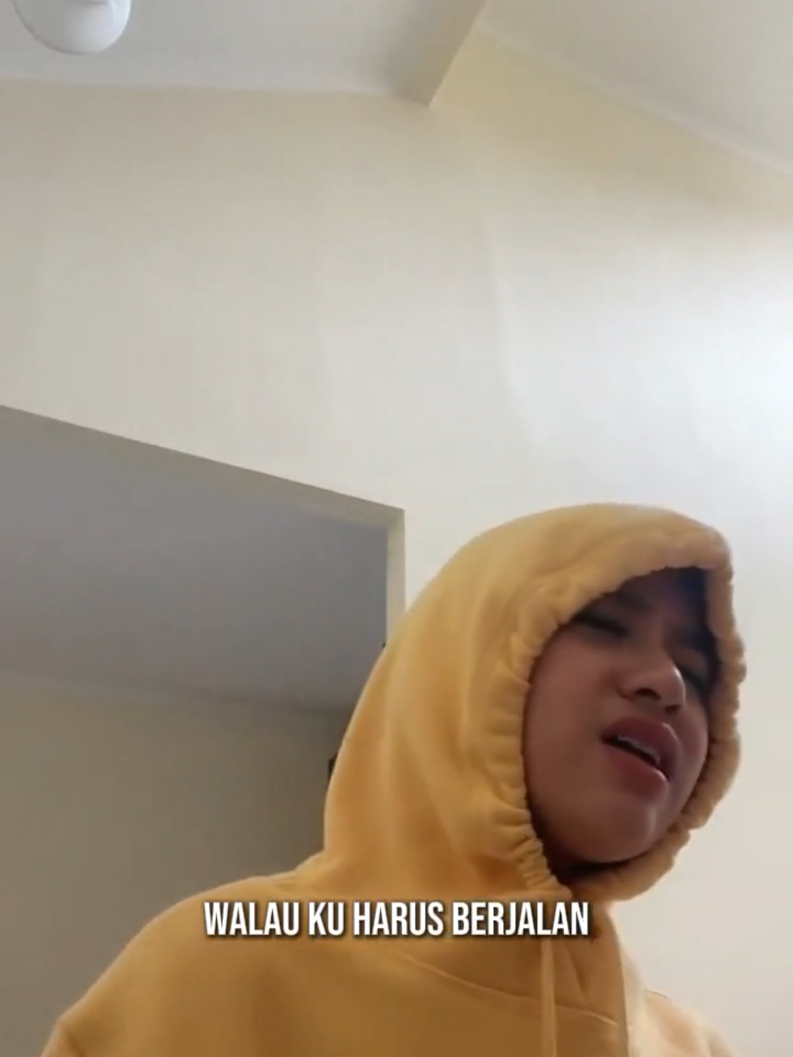 Walau ku harus berjalan dalam lembah kekelaman #kristentiktoktrohani #lagurohanikristen 