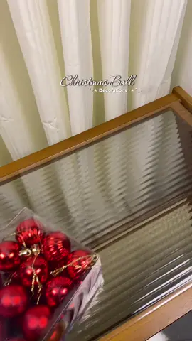 Natal chegando e trouxe opções de bolas para decoração da sua árvore! são 48 bolas!! 😱🌲 #nata #natal #arvoredenatal 