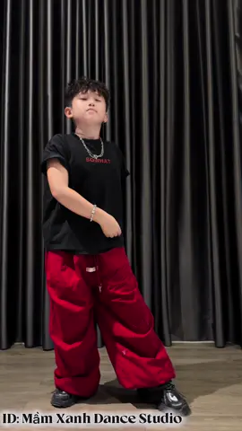 Vẽ cầu vòng cúng với Mầm Xanh Dance studio nè..🫰🏻🫶🏻🔥 #xuhuong #tiktokindia #dancekids #viraltiktok #hocmon @Eric Tú 