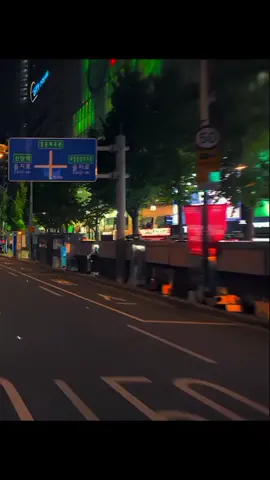 Saya kembali🧏 #lyrics #fouryou #xyzcba 