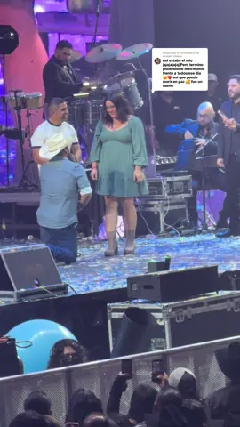 Respuesta a @Aracely Olalde #bandams #dickiesarena #pedidademano #pedidadematrimonio💍💏 #dijoquesi felicidades a los dos muchachos 