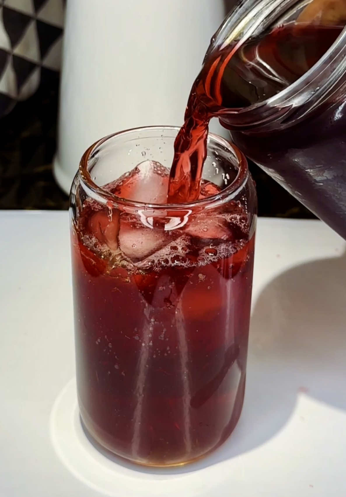 Hibiscus goodness 🌺  #hibiscus #juice #healthyrecipes #drinks #sodaaddict     