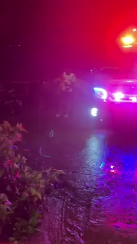 Anh nói không bỏ em đi mà sao giờ anh đi rồi anh bỏ em à #daklak 