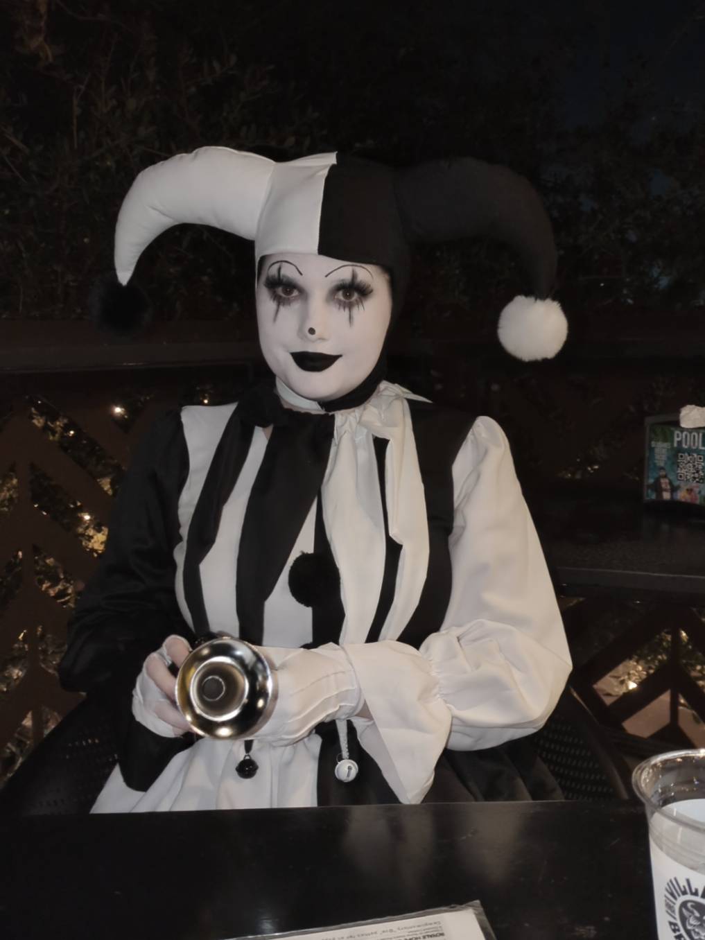 on a clown date... kinda nervous #clown #clowngirl #clownmakeup #horrortok #clowncore 