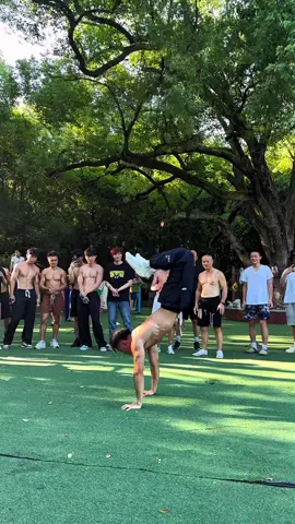 Biểu Diễn  #calisthenics #body #2000999d 