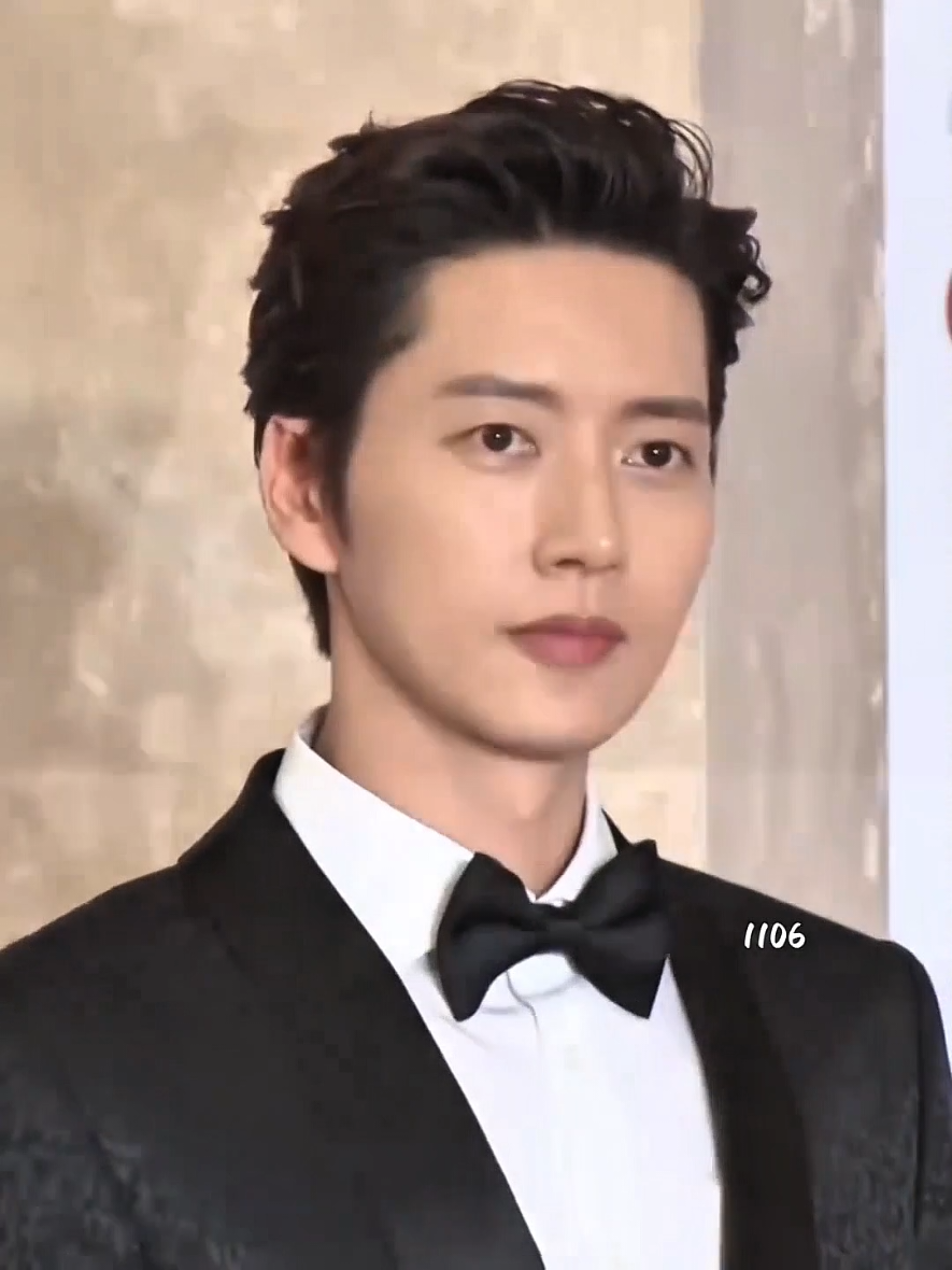 Park Hae-jin ( sinh ngày 1 tháng 5 năm 1983) là nam người mẫu và diễn viên người Hàn Quốc. Chiều cao. 1m87 Anh này hơn 40t mà trẻ lâu thật #traidepchaua #xuhuongtiktok #parkhaejin 